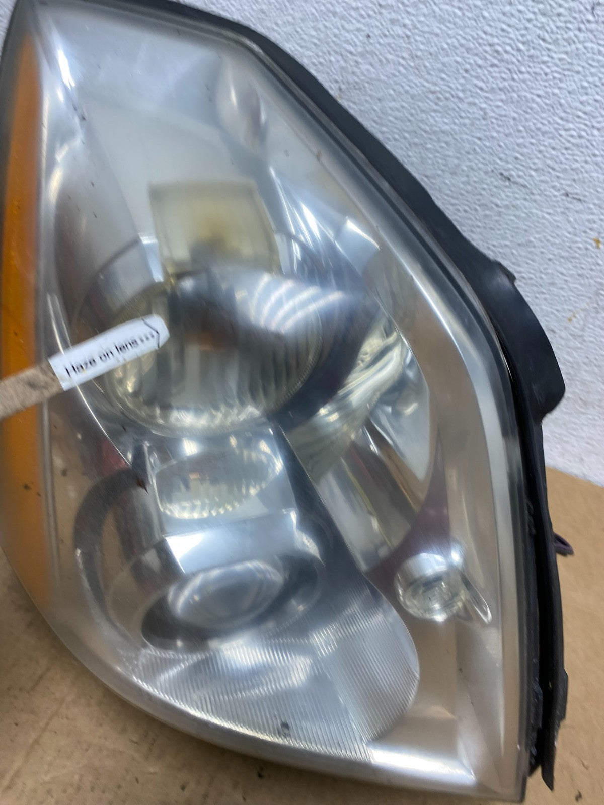 2006 to 2011 Cadillac DTS Right Passenger RH Side Xenon Hid Headlight AD4505 DW5