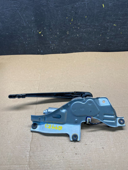 2010 to 2013 Subaru Forester Rear Windshield Washer Wiper Motor Q9483 DG5