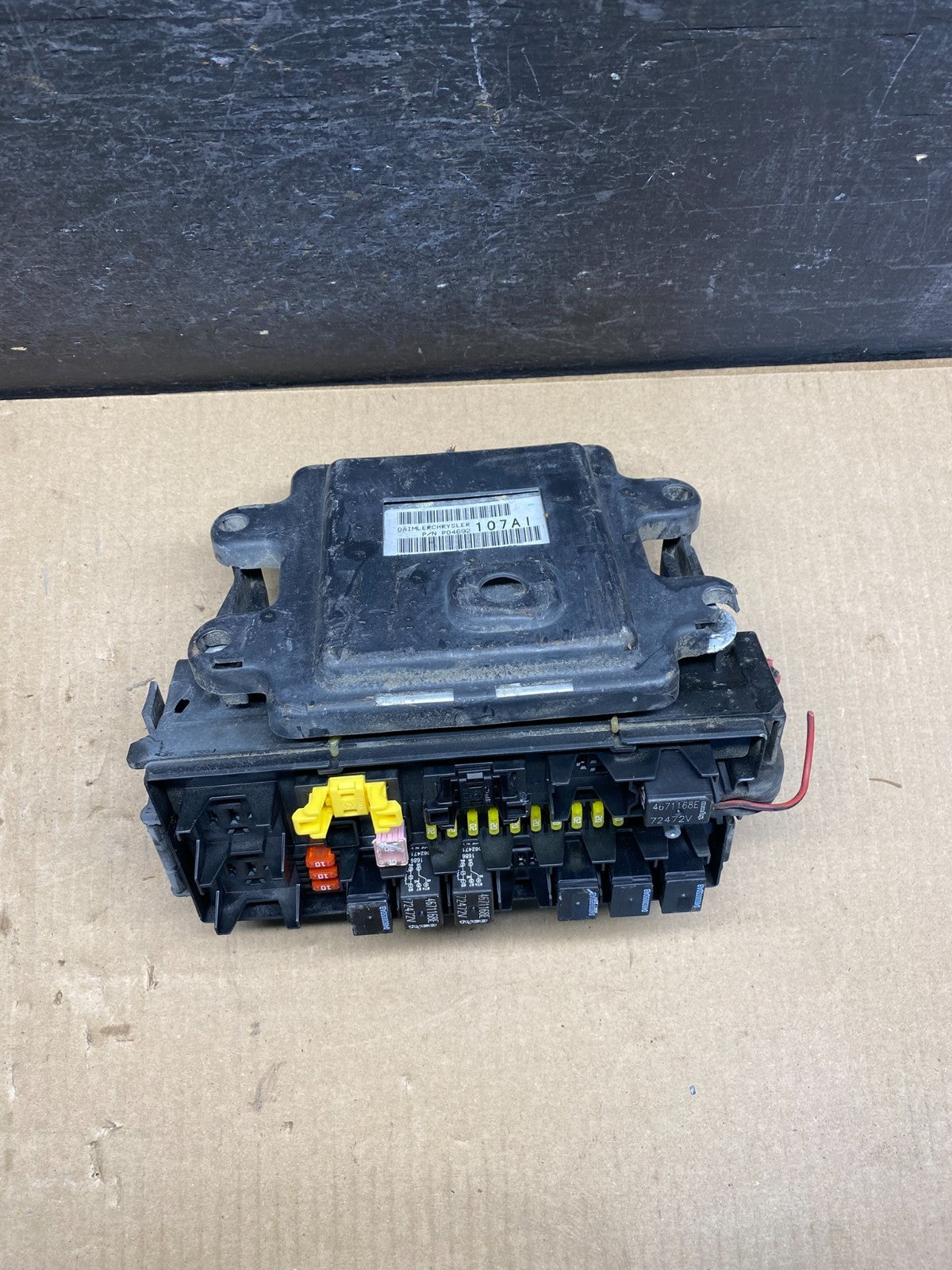 2007 Jeep Grand Cherokee Fuse Box Relay Panel Body Control Module BCM AG9723 DG4
