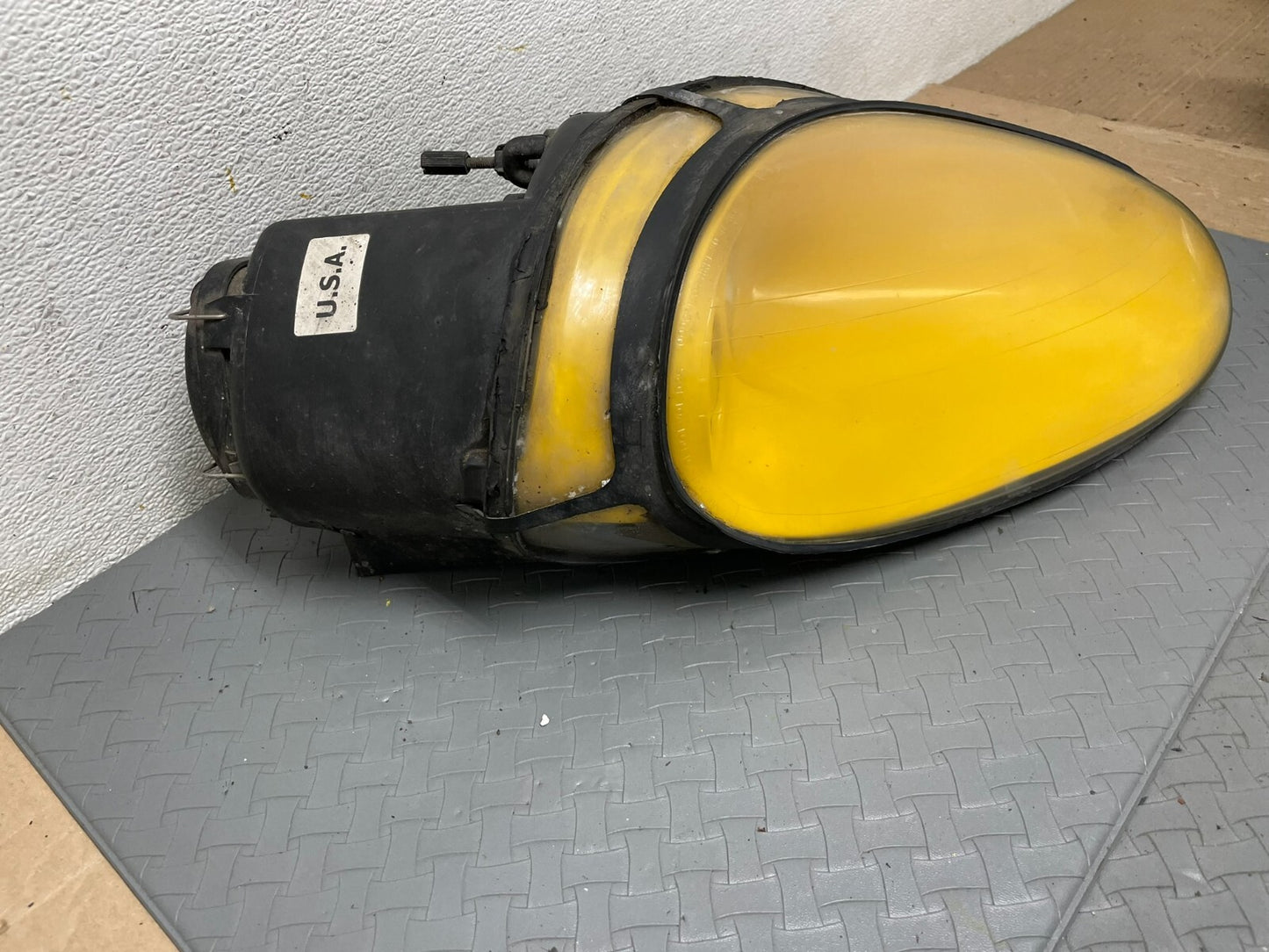 1998-2002 Maserati 3200 4200 GT Right Passenger Side Headlight Xenon A8467 C2