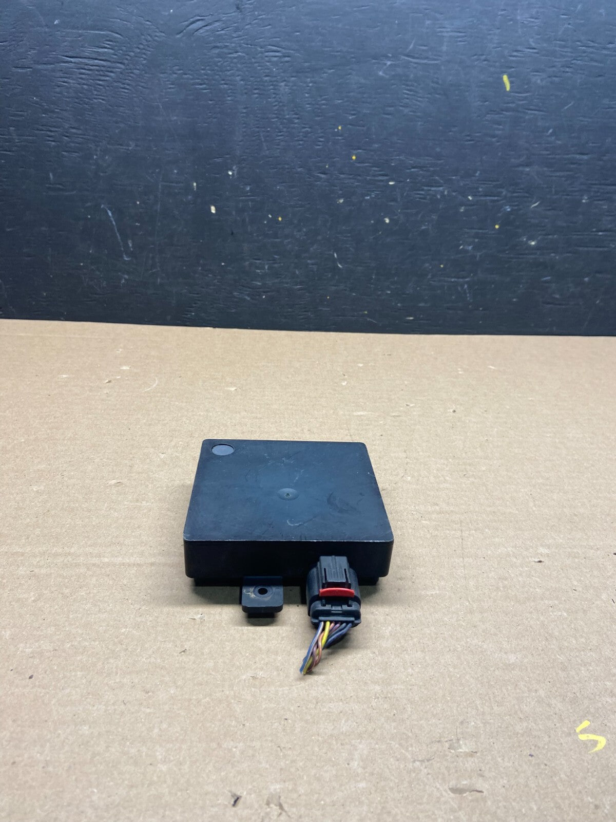 2010 2011 2012 Ford Lincoln Rear Radar Blind Spot Module L1868 DG OEM1
