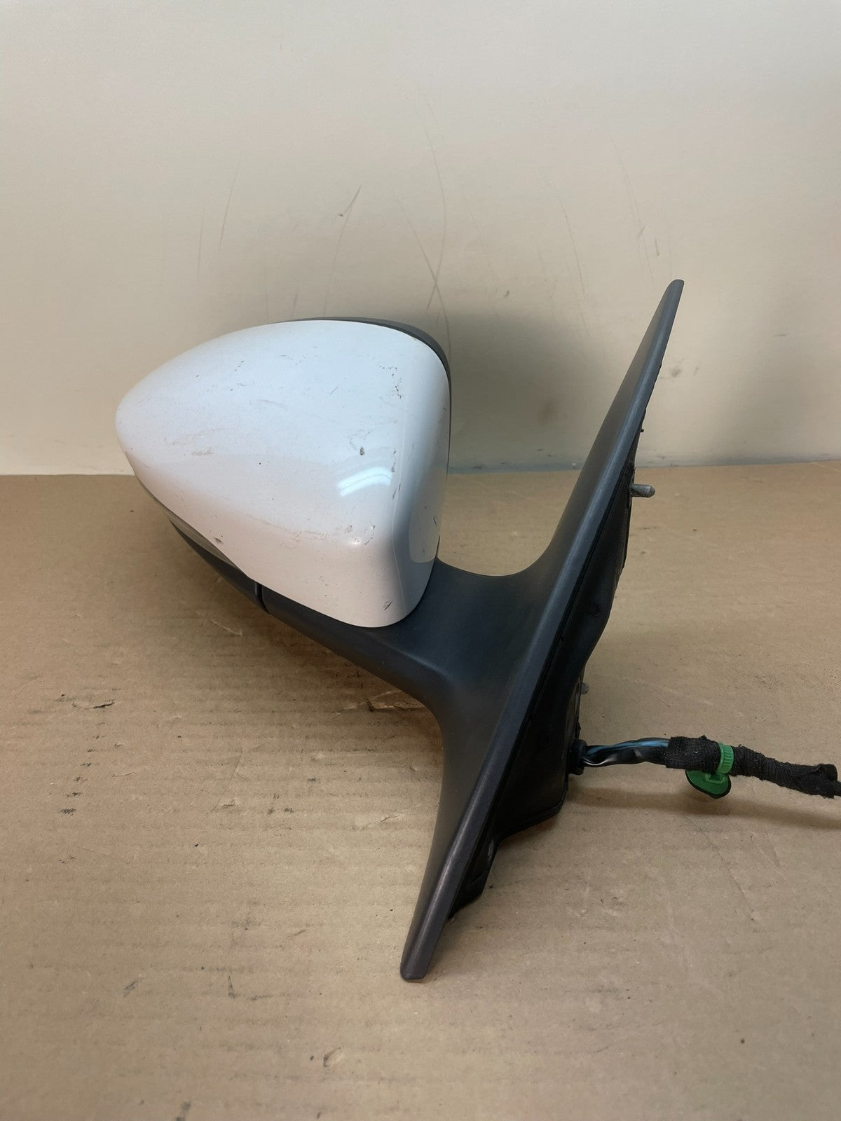 2013 to 2017 Volkswagen CC Right Passenger Power Door View Mirror ah8813 DG1