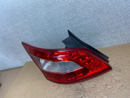 2009 2010 2011 Nissan Maxima Left Driver Lh Side Tail light OEM AB4690 LK1