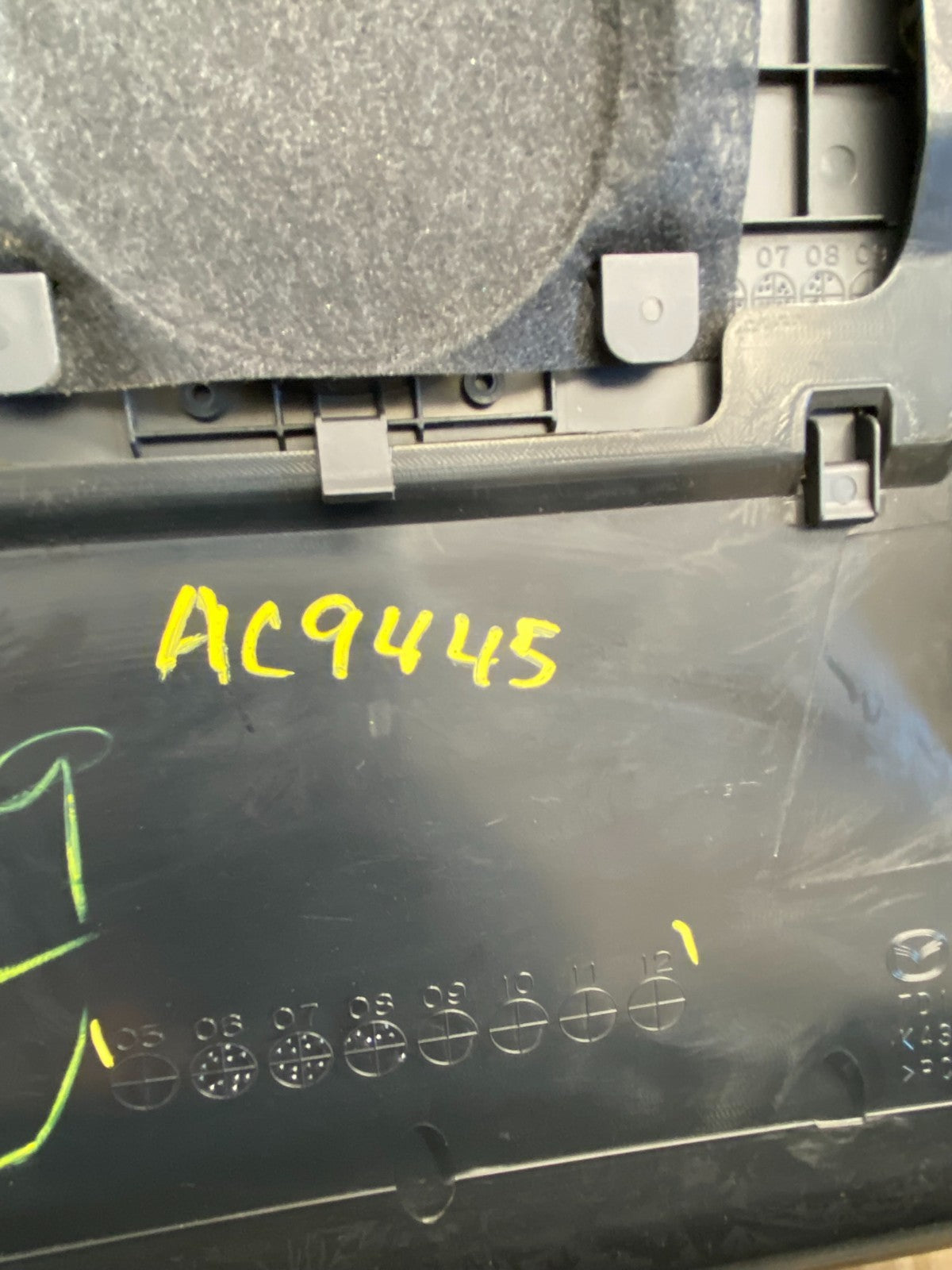 2007 - 2009 Mazda CX-9 Radio Dash Trim Bezel W/Vent AC Climate Control ac9445 DG6