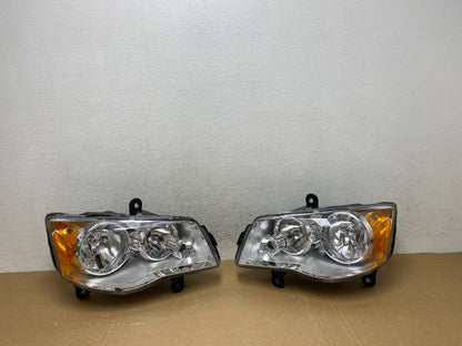 2008 to 2016 Chrysler Town and Country Left+Right Side Headlights AF9905 DW0