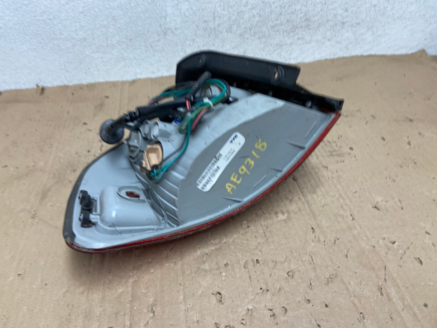 2001 2002 2003 2004 Hyundai Santa Fe Right Passenger Rh Tail Light TYC AE9318 LK5