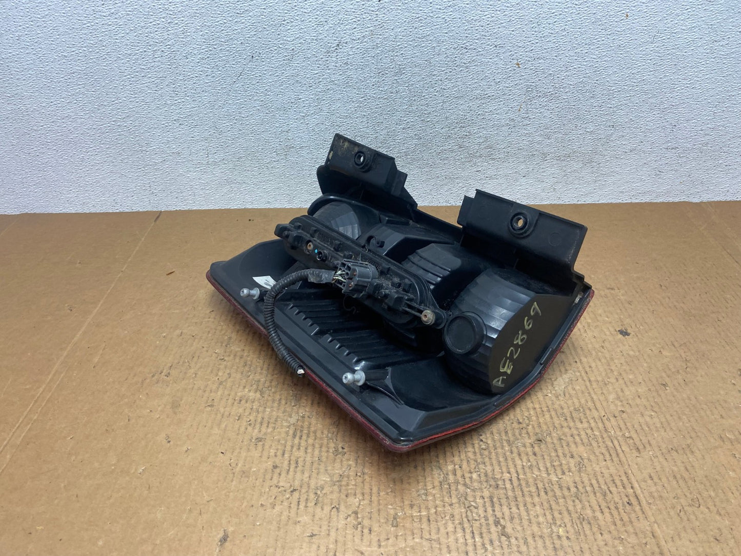 2008 to 2012 Jeep Liberty Right Passenger RH Side Tail Light AE2869 LK4