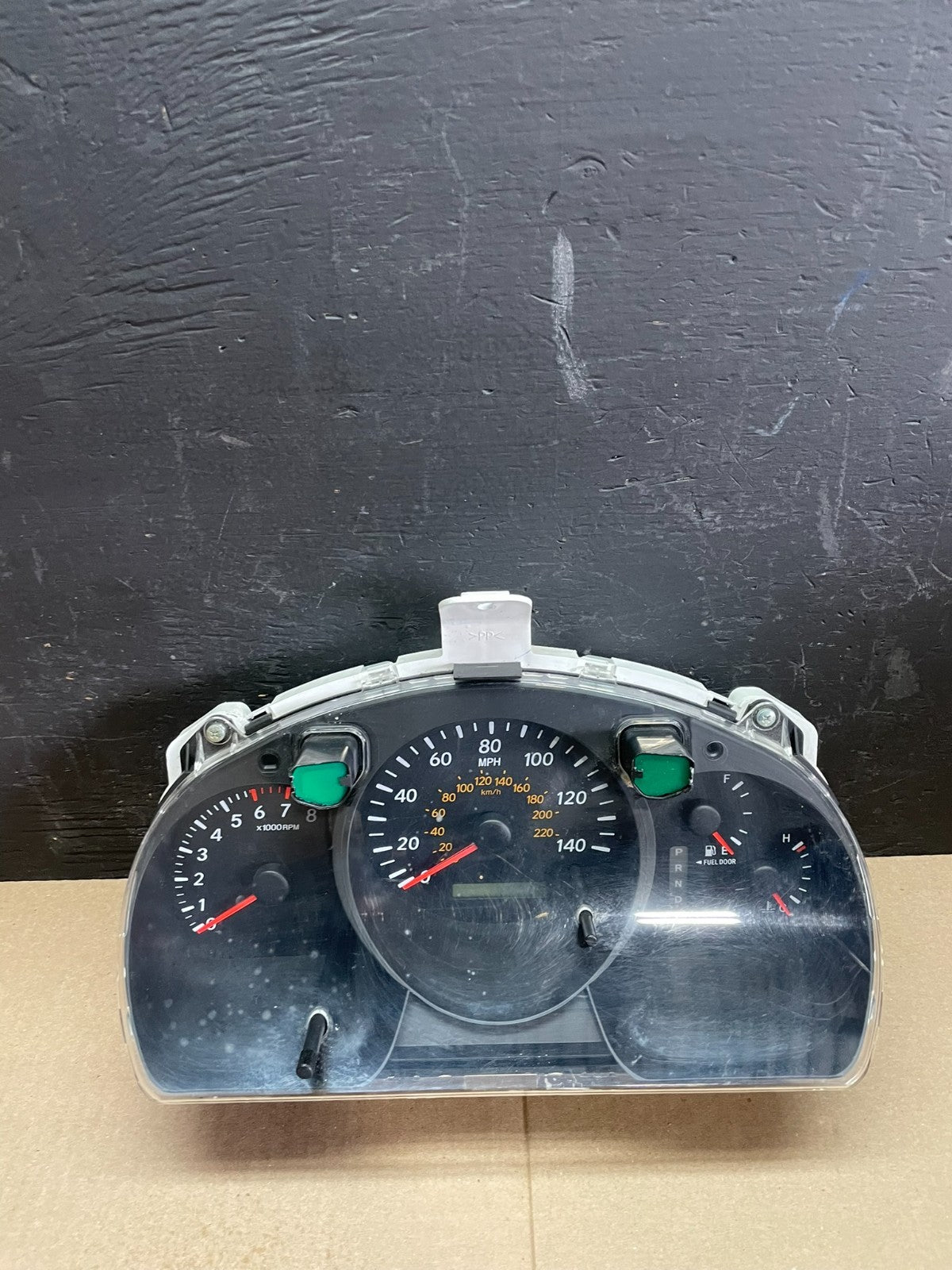 2004 to 2007 Toyota Highlander Speedometer Insrument Gauge Cluster AB7825 DG0