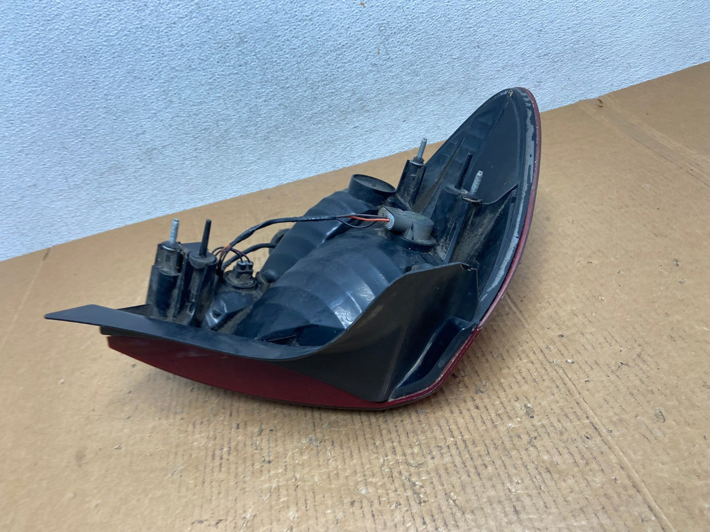 2004 2005 2006 2007 Ford Taurus Right Passenger Side Tail Light AE0261 LK4