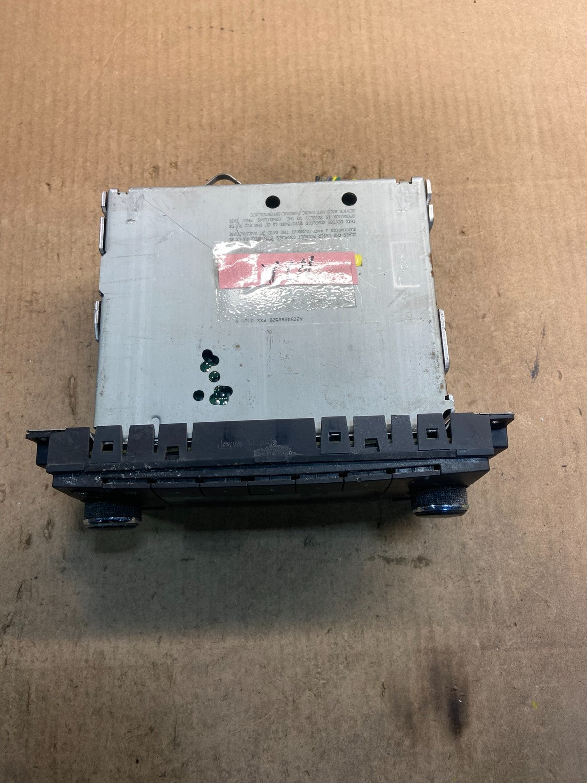2007-2012 Chrysler Dodge Jeep Ram Radio CD MP3 AUX Receiver Z8696 DG4