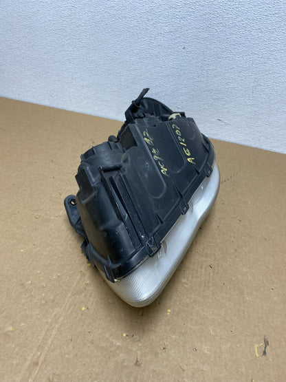 2007 2008 2009 2010 Hyundai Elantra Right Passenger Side Headlight AC1207 DW8