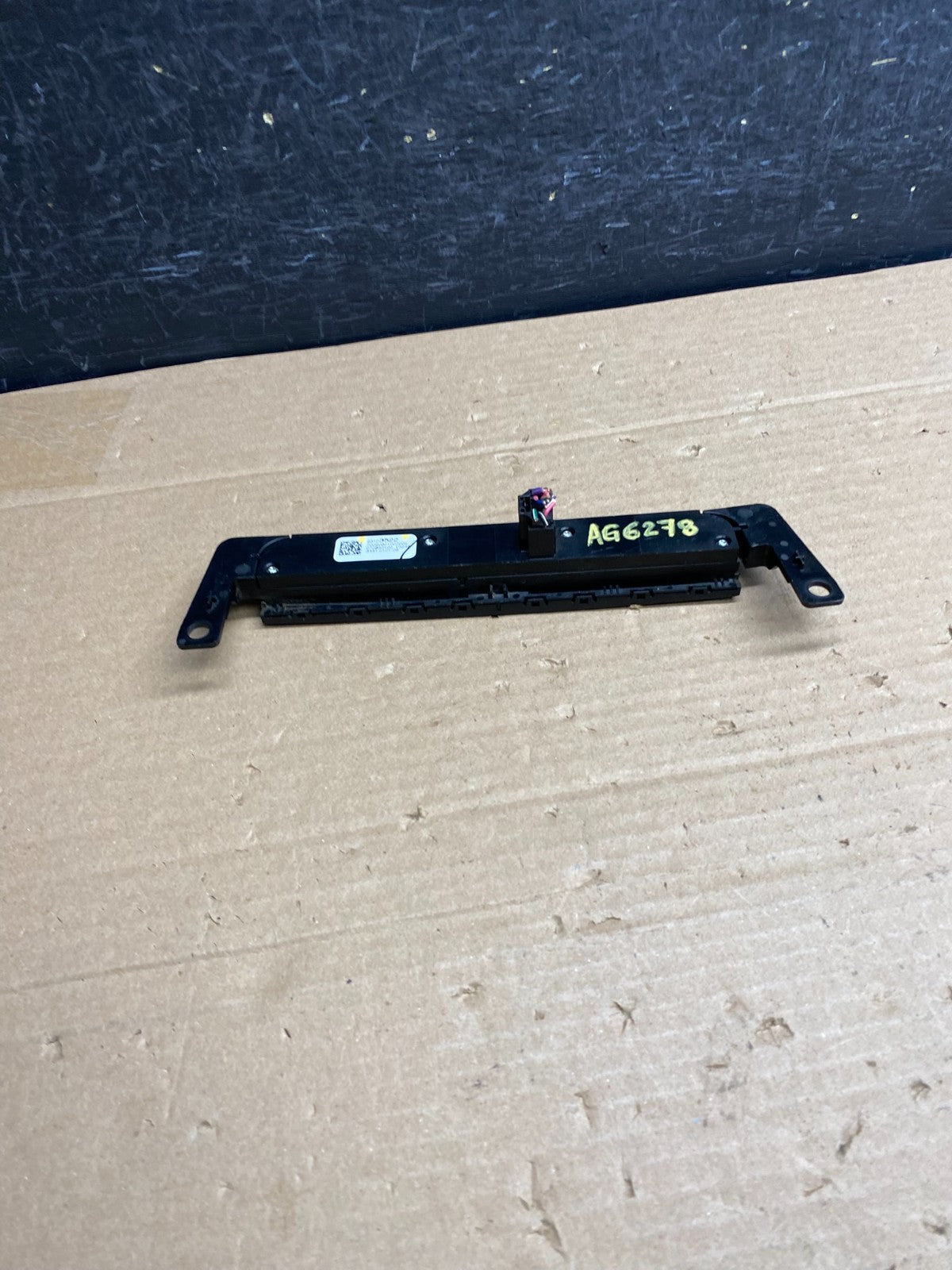 2013 - 2017 Buick Enclave Center Dash Hazard Waring Multi Switch AG6278 DG3