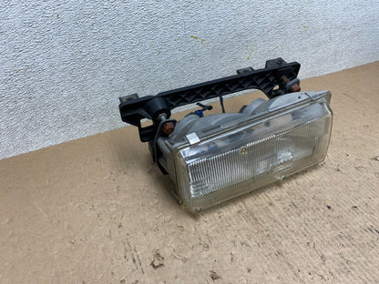 1995 to 1997 Cadillac Eldorado Right Passenger RH Side Headlight Q2717 PS2