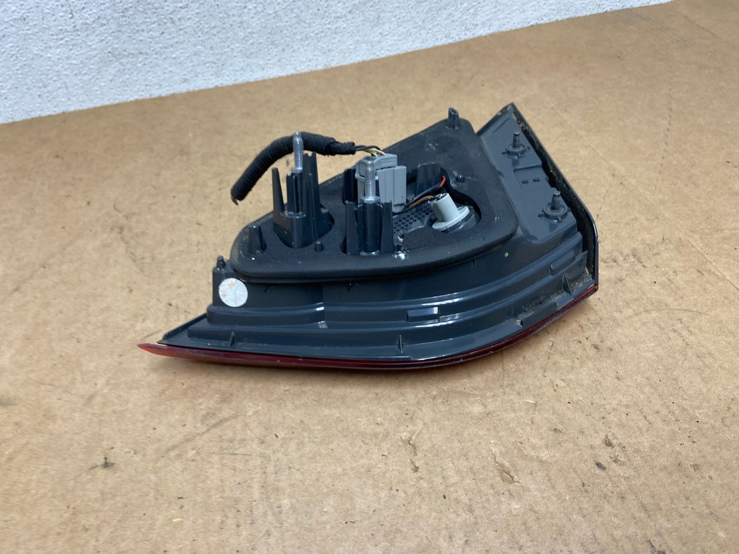 2015 to 2017 Chrysler 200 Sedan Left Driver Side Inner Tail Light AE3194 LK5