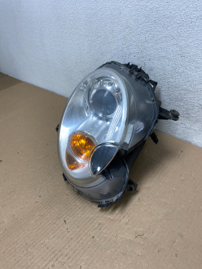 2007 to 2013 Mini Cooper Right Passenger Side Headlight Xenon HID AF3107 DW1