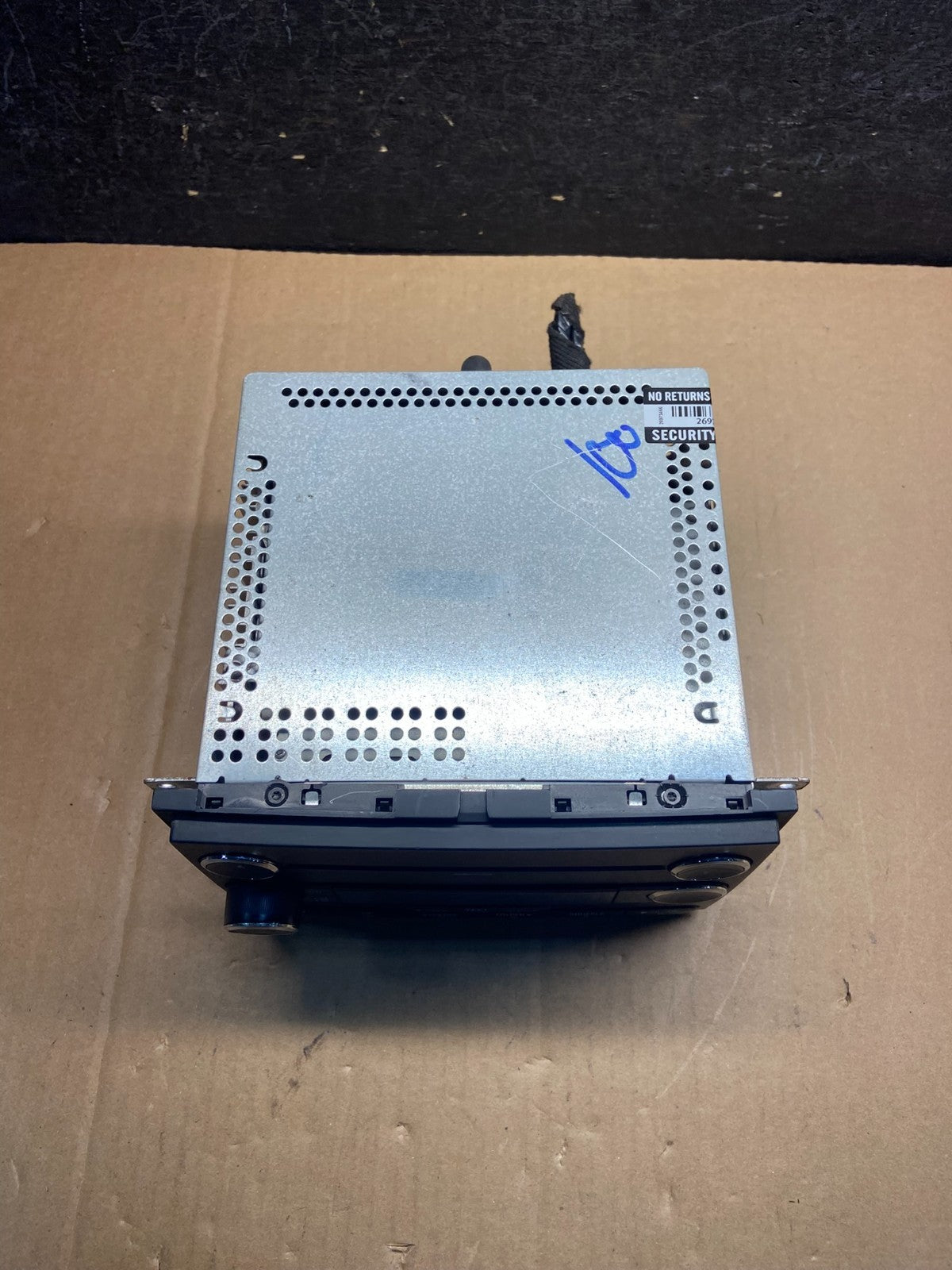 2004 to 2008 Ford F150 Mustang Radio Stereo Audio AM/FM AF9447 DG3