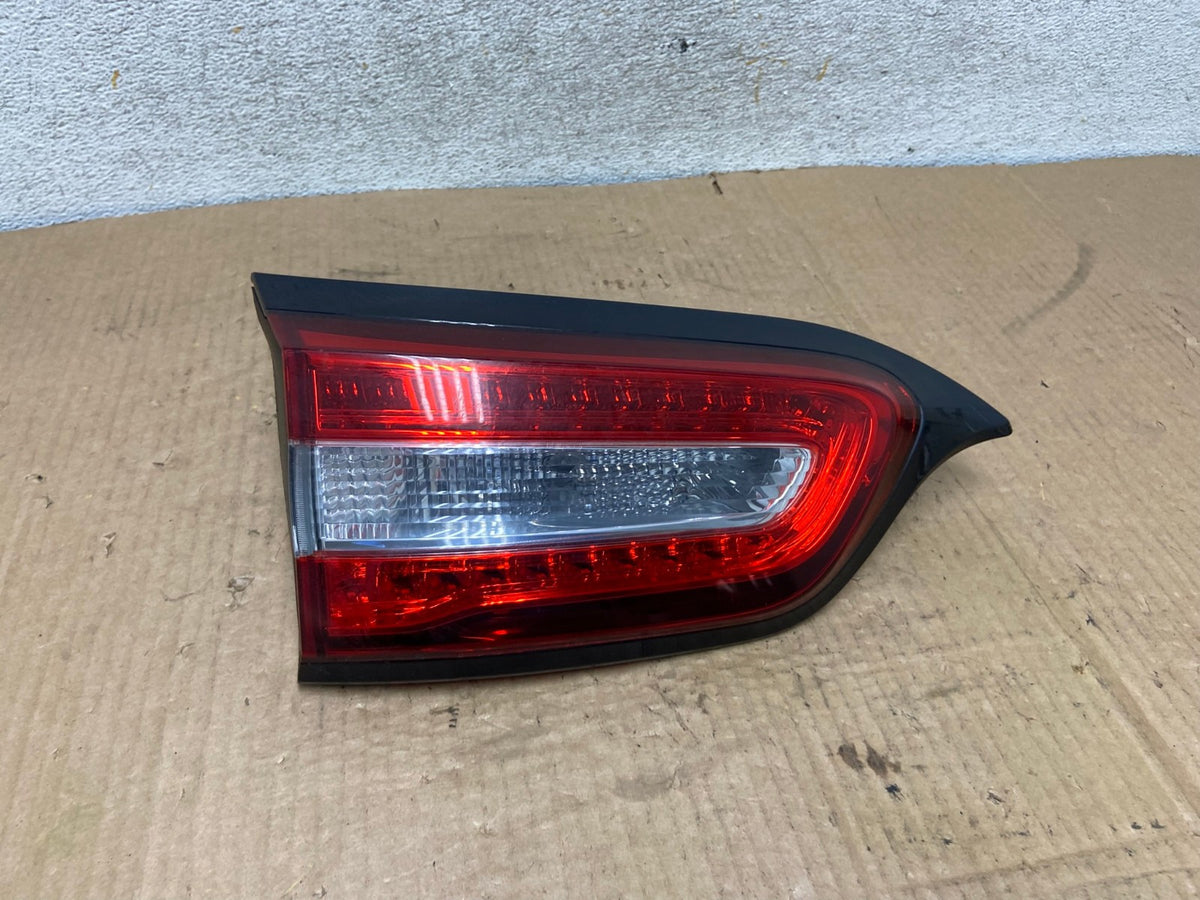 2014 to 2018 Jeep Cherokee Left Driver LH Side Inner Tail Light AI7952 LK0