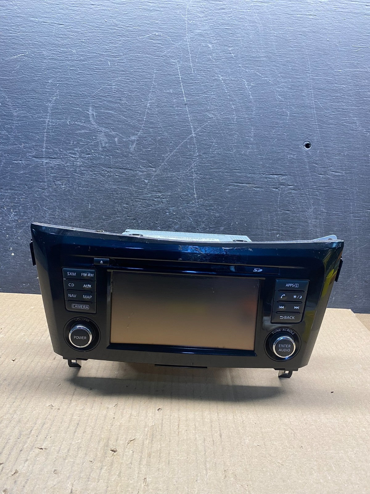 2017 to 2019 Nissan Rogue AM FM XM Radio CD Player Screen Receiver AG3977 DG0