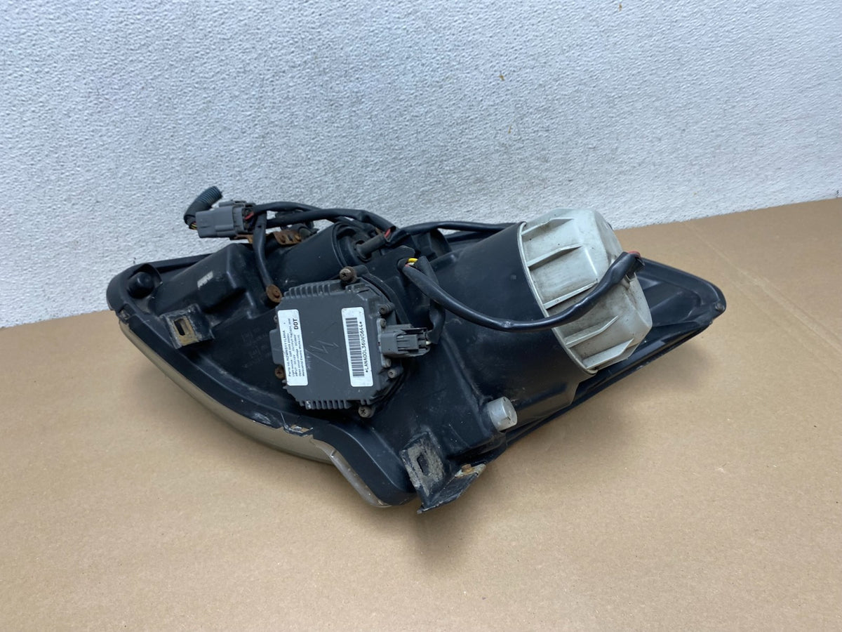 2004 2005 2006 Nissan Maxima Right Passenger Side Headlight Xenon HID AG4485 DW7