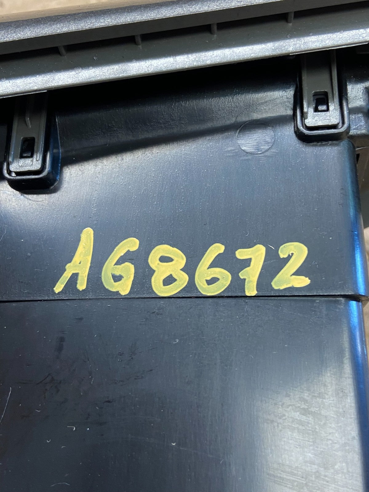 2001-2007 Toyota Highlander Radio Climate Dash Trim Bezel Air Vent AG6872 DG6
