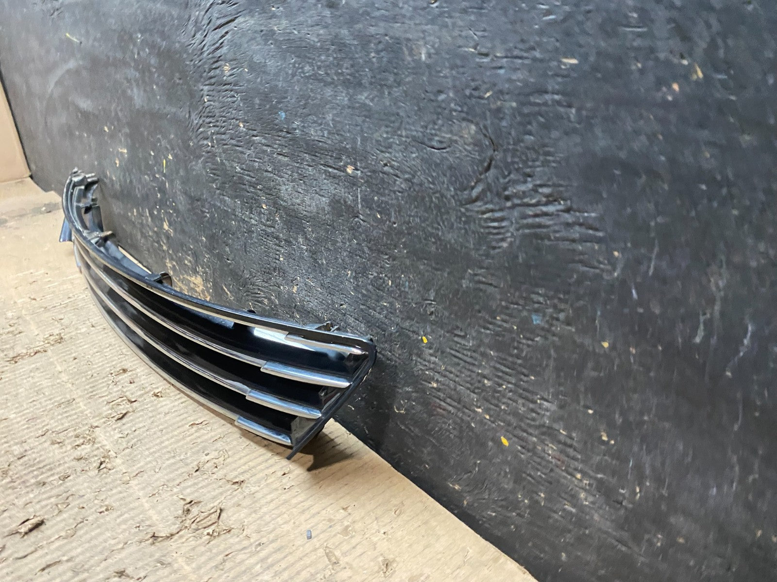 2004 Lexus ES330 Front Upper Grill Grille OEM t9974 DG1