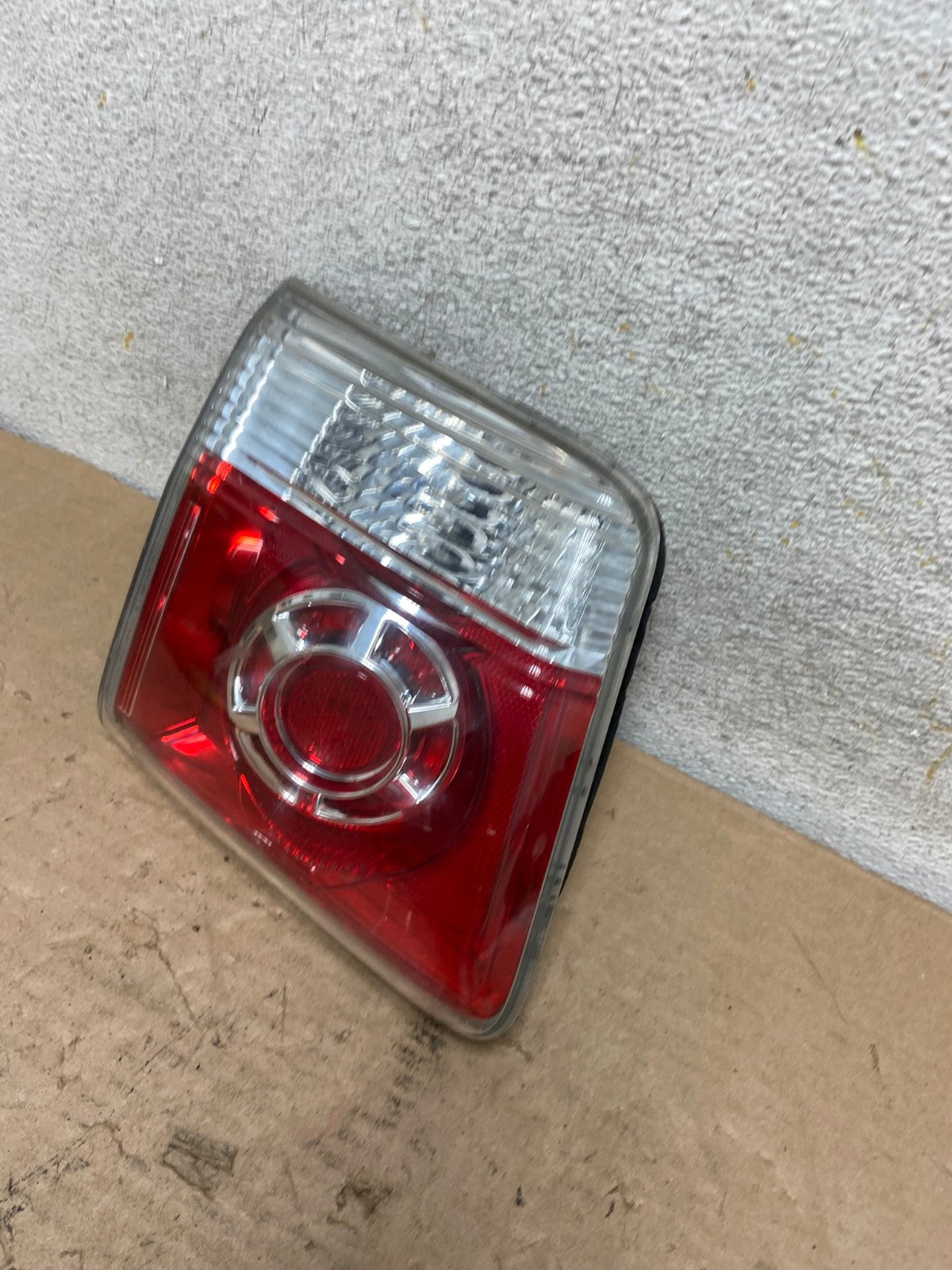 2007 to 2012 GMC Acadia Left Driver Lh Side Tail Light Inner AI0987 LK1