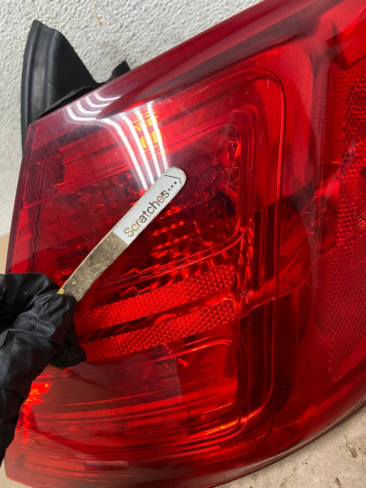 2014 to 2018 Ford Taurus Interceptor Right Passenger RH Tail Light AG5425 LK4