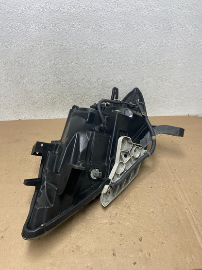2013 to 2016 Nissan Pathfinder Right Passenger RH Side Headlight AG5438 DW5