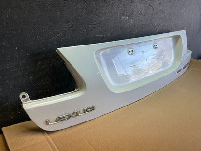 2007-2011 Lexus GS350 Trunk License Plate Trim Panel Cover 76801-30140 AB2941 DG2