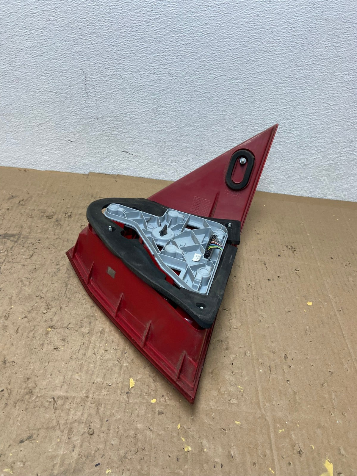2005-2007 Mercedes-Benz C230 C240 W203 C-Class Left Driver Tail Light AC0212 LK5