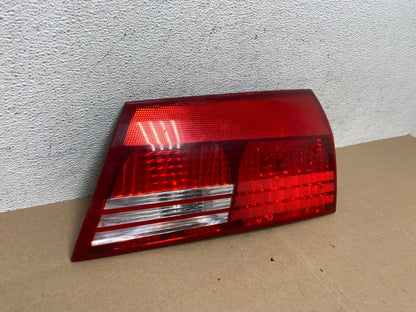 2004-2005 Toyota Sienna Right Passenger RH Side Inner Tail Light AE4874 LK2