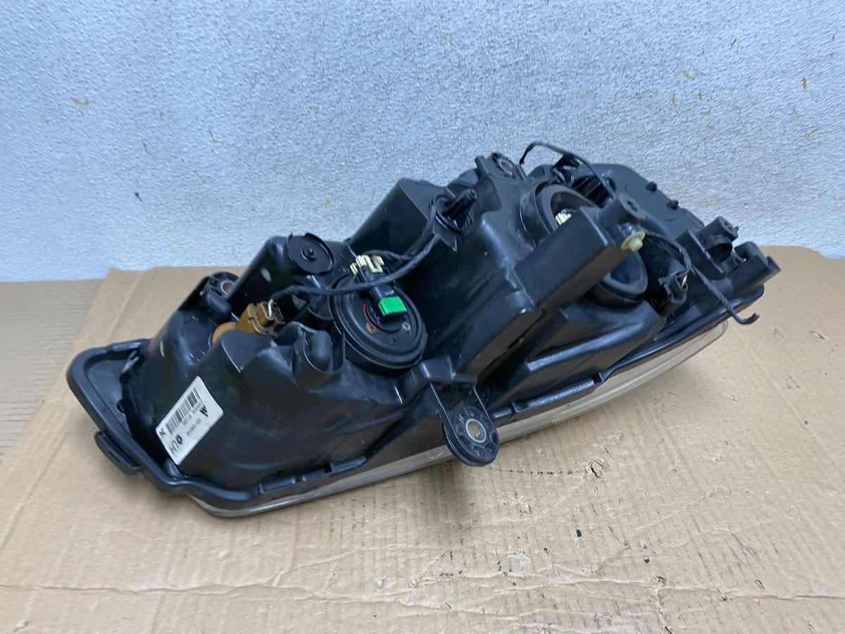 2008 to 2016 Chrysler Town and Country Left Driver Lh Side Headlight AI1238 DW6