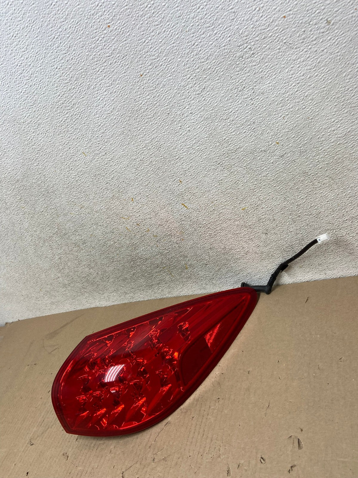2008-2012 Infiniti Ex35 Right Passenger RH Tail Light AH6829 LK1