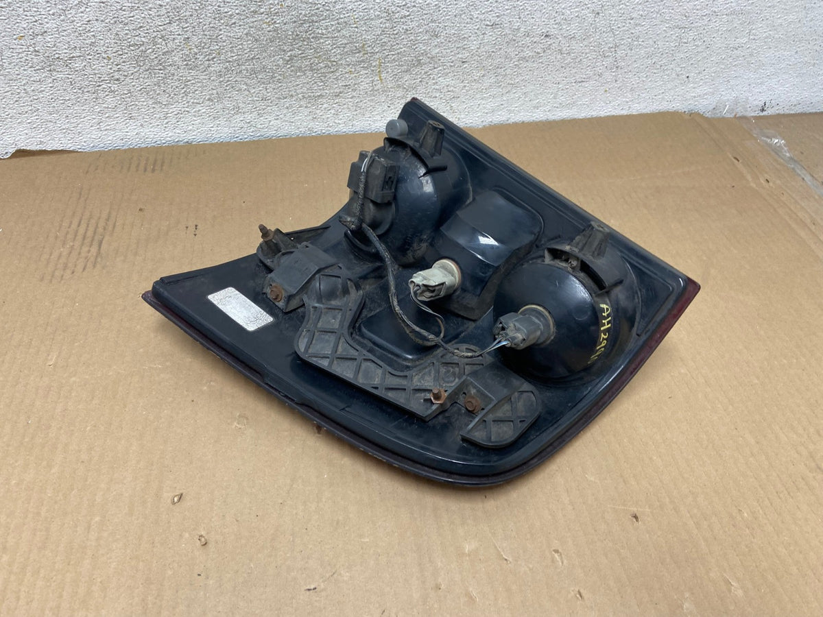 2006 to 2010 Ford Explorer Left Driver Lh Side Tail light AH2990 LK4