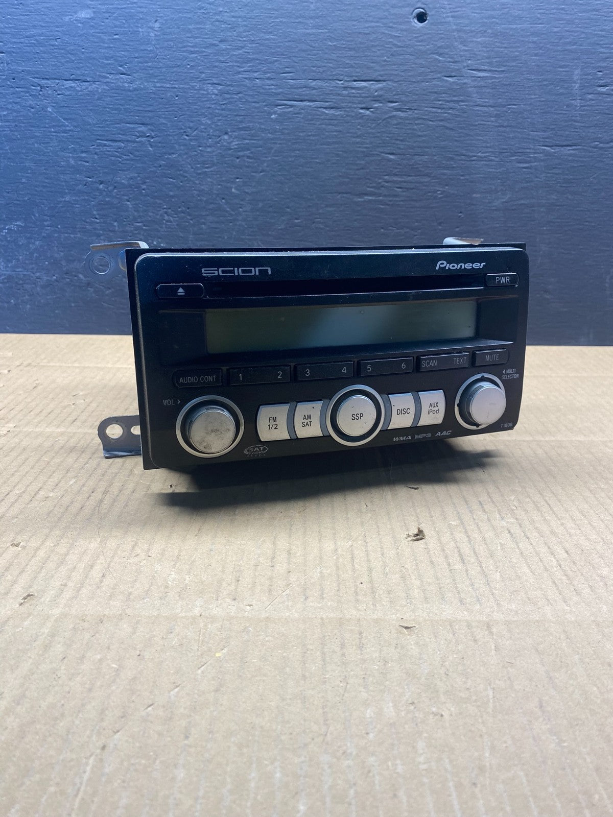 2005-2010 Scion xB xD tC Am Fm Cd Player Radio Receiver ad1492 DG0