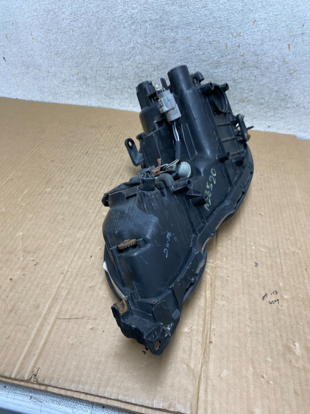 2001 to 2005 Lexus GS430 Gs300 Right Passenger Headlight Halogen AI6520 DW7