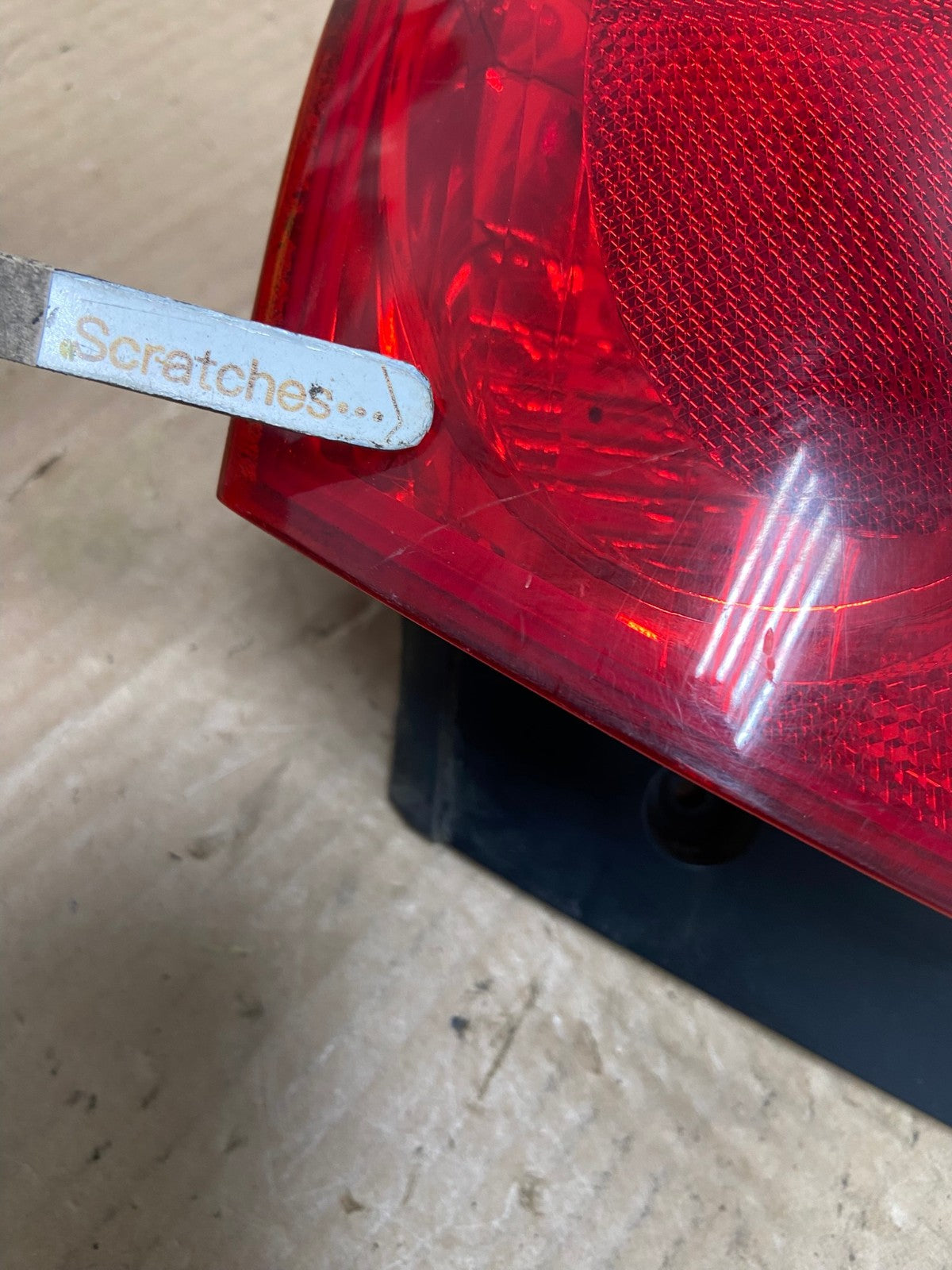 2001 2002 Mazda Millenia Right Passenger RH Side Tail Light AI8230 LK3