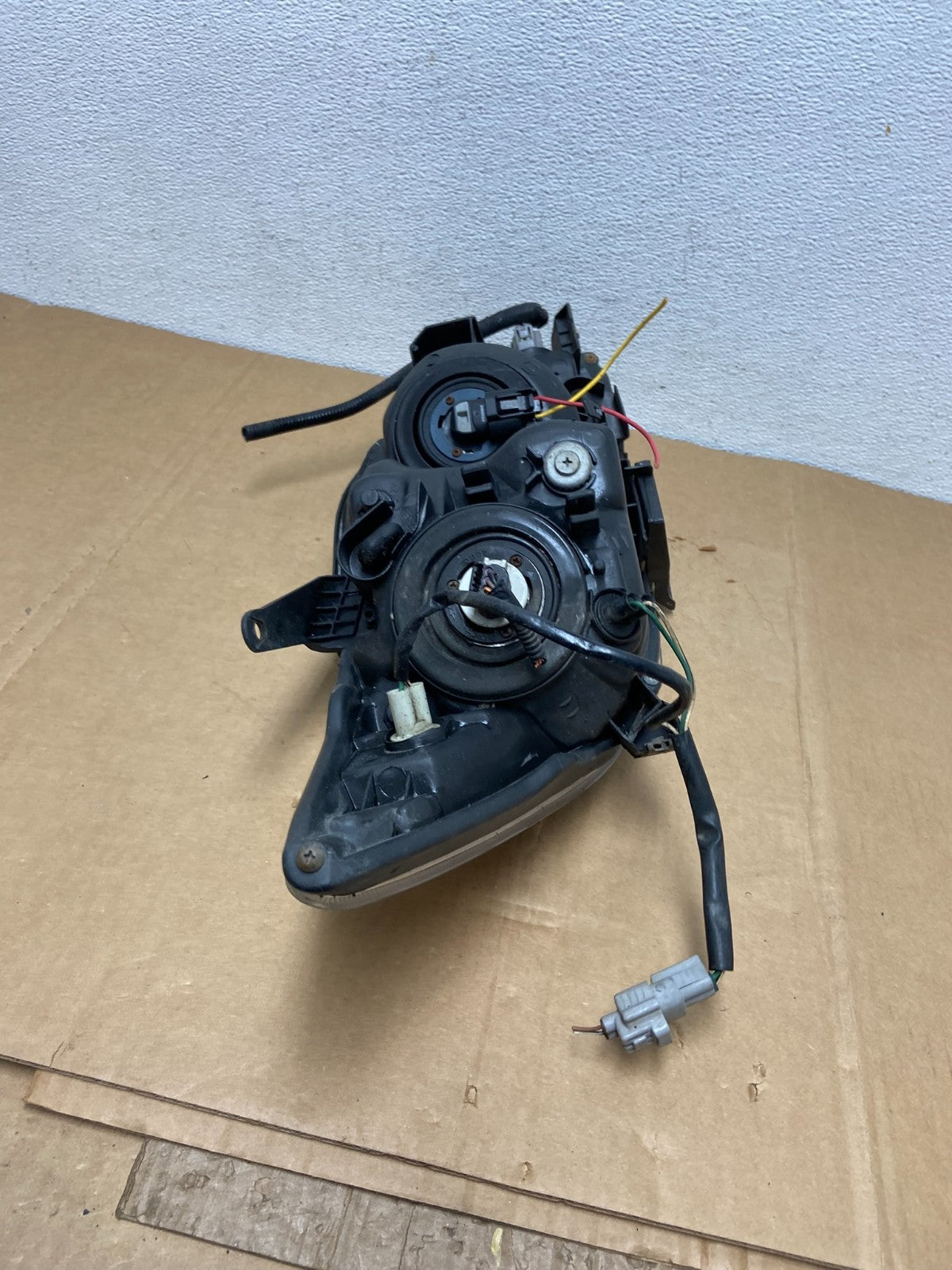 2005 2006 2007 Scion Tc Left Driver LH Side Halogen Headlight AC8375 DW9