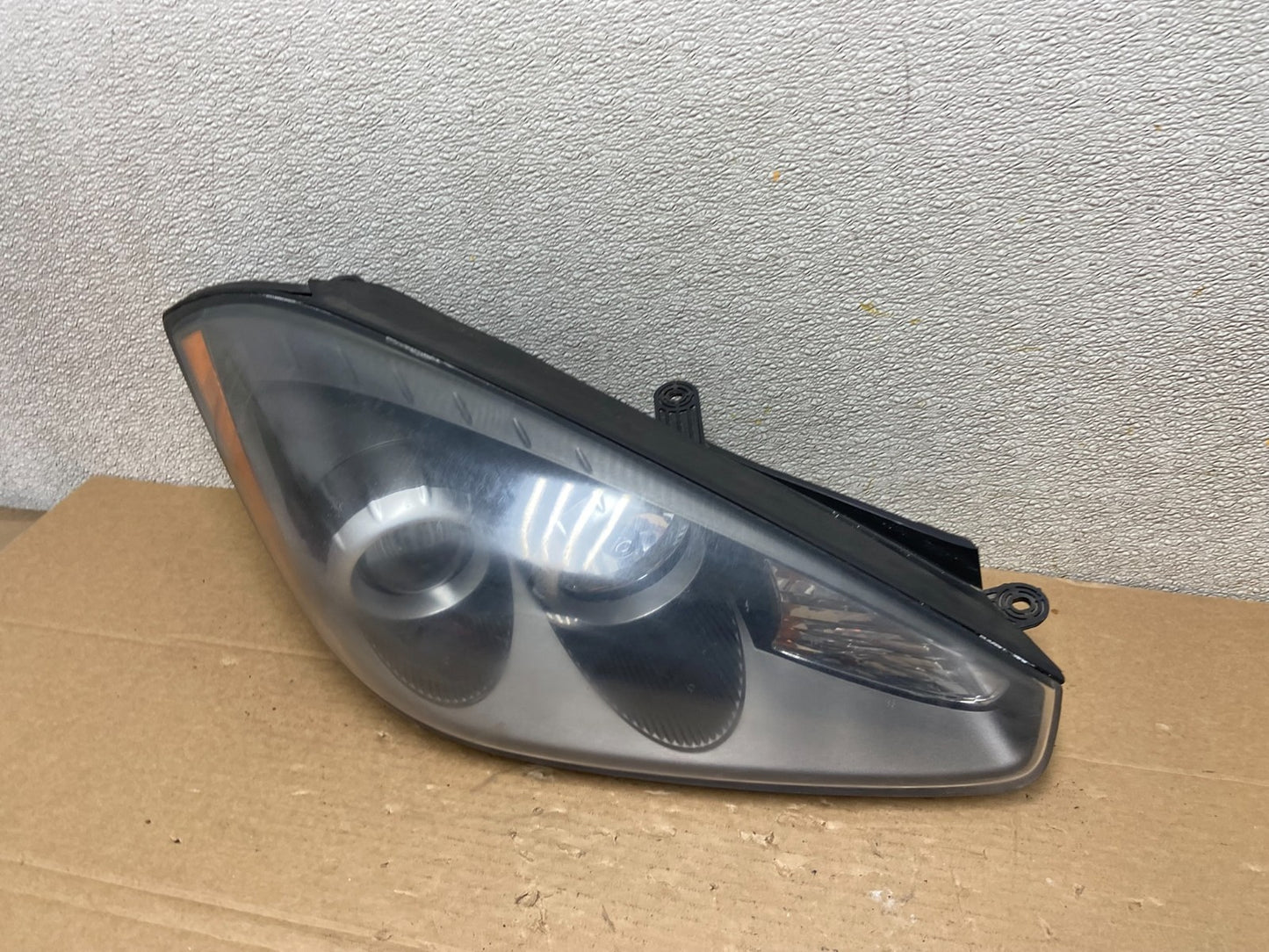 2007 2008 Hyundai Tiburon Right Passenger RH Side Headlight OEM AB4516 DW1