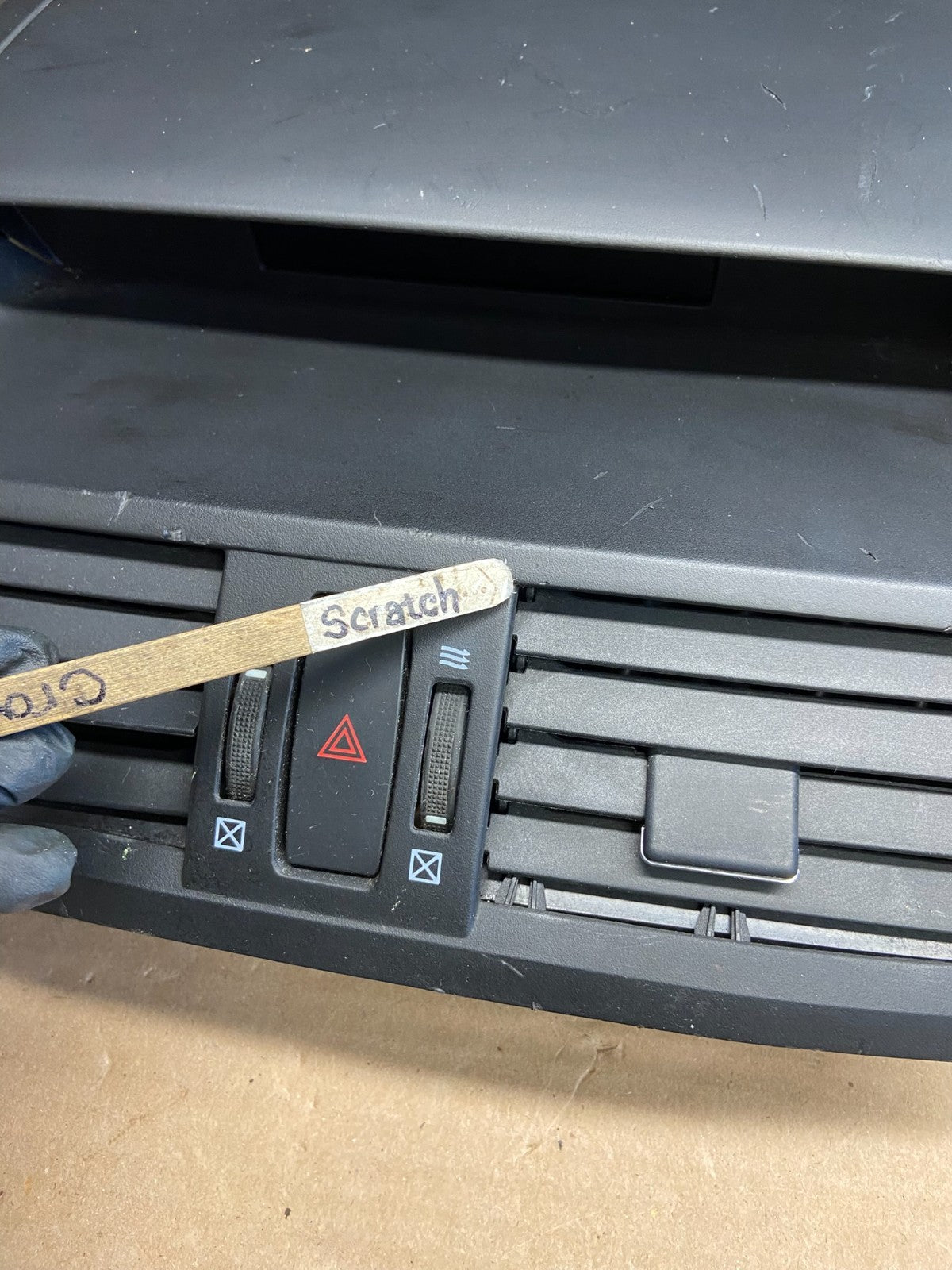 2009 to 2012 Mazda 6 Center Console Dash Dual Air Vent AG0233 DG3