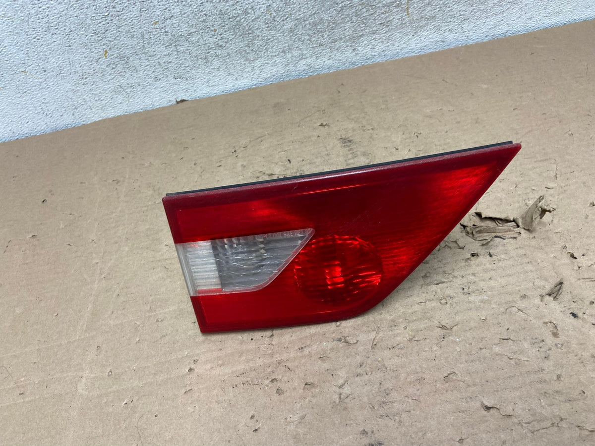 2004 2005 2006 Bmw X3 Left Driver Lh Inner Tail Light AI1112 LK0
