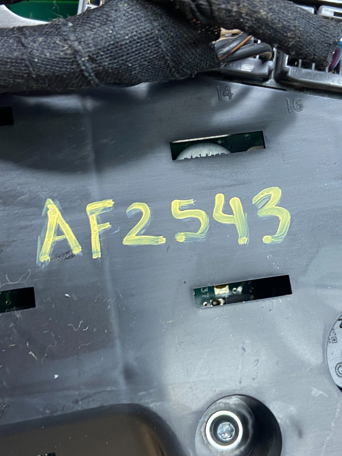 2005-2013 Dodge Charger Magnum Challenger Speedometer Cluster Gauge AF2543 DG7