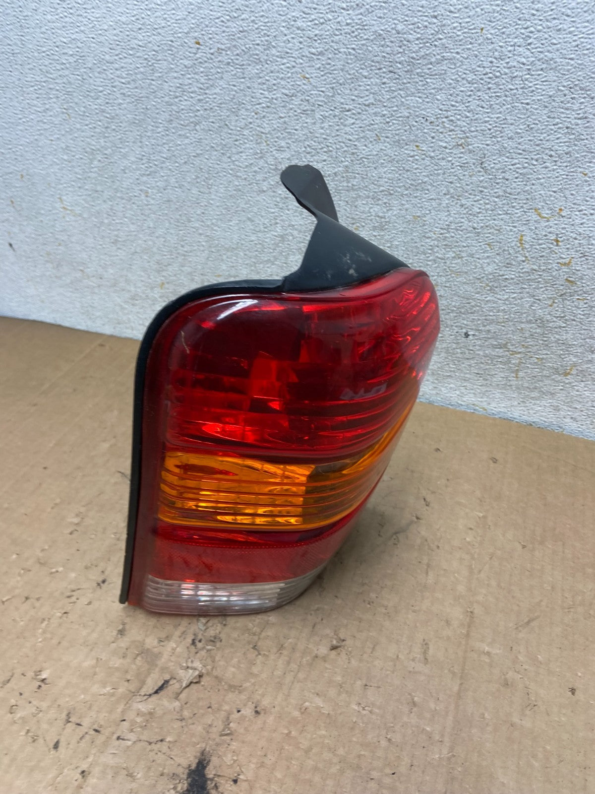 2001 to 2007 Ford Escape Left Driver Lh Side Tail Light Aftermarket AI9135 LK2