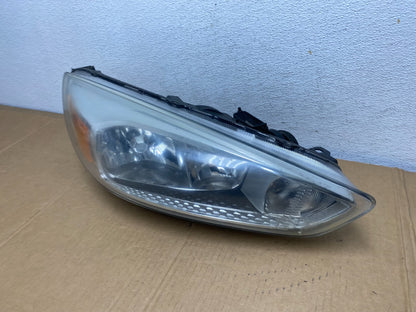 2015-2017 Ford Focus Right Passenger Rh Side Halogen Headlight AD0735 DW1