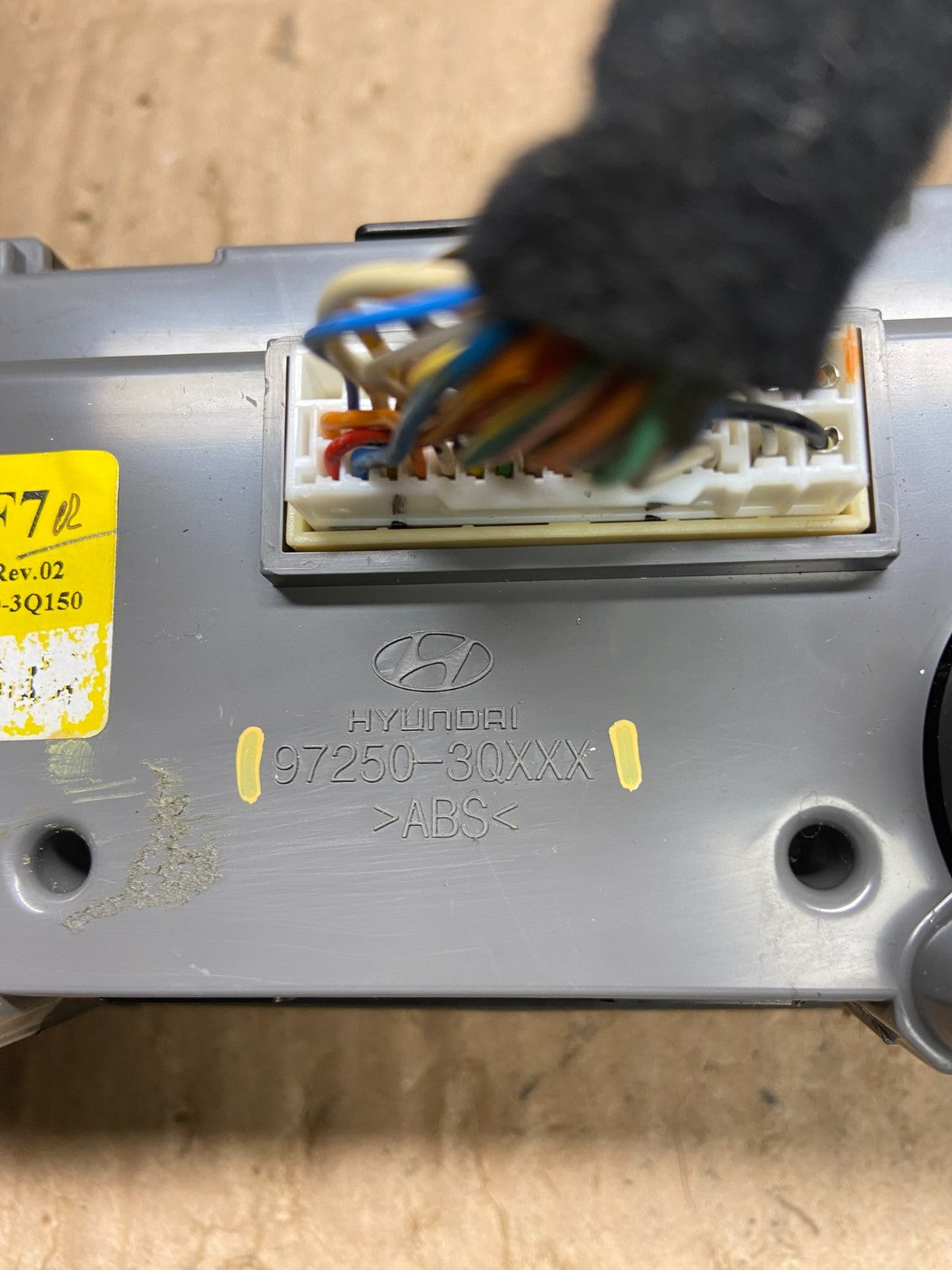2011 to 2014 Hyundai Sonata Center Radio Climate Control Air Vent Bezel AB1744DG5