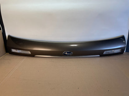 2005-2009 Subaru Legacy Outback Tail Lift Gate Trunk Finish Molding AH0470 DG0