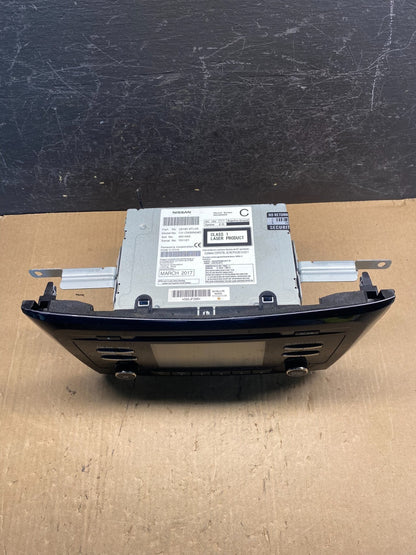 2017 to 2019 Nissan Rogue AM FM XM Radio CD Player Screen Receiver AE7820 DW3