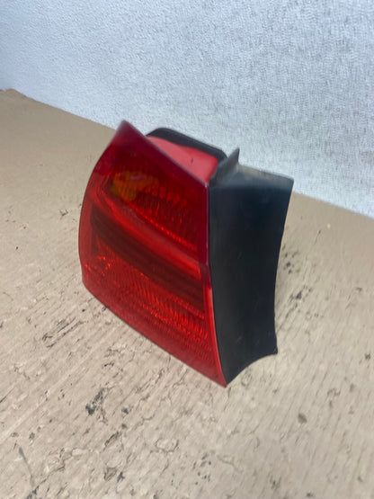 2006 2007 2008 BMW 328i 3 Series Left Driver Lh Side Tail Light AF7084 LK1