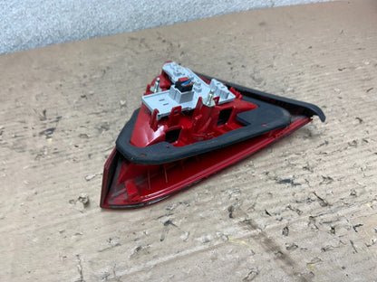 2012 to 2015 Volkswagen Passat Right Passenger Tail light inner Oem AA9798 LK4