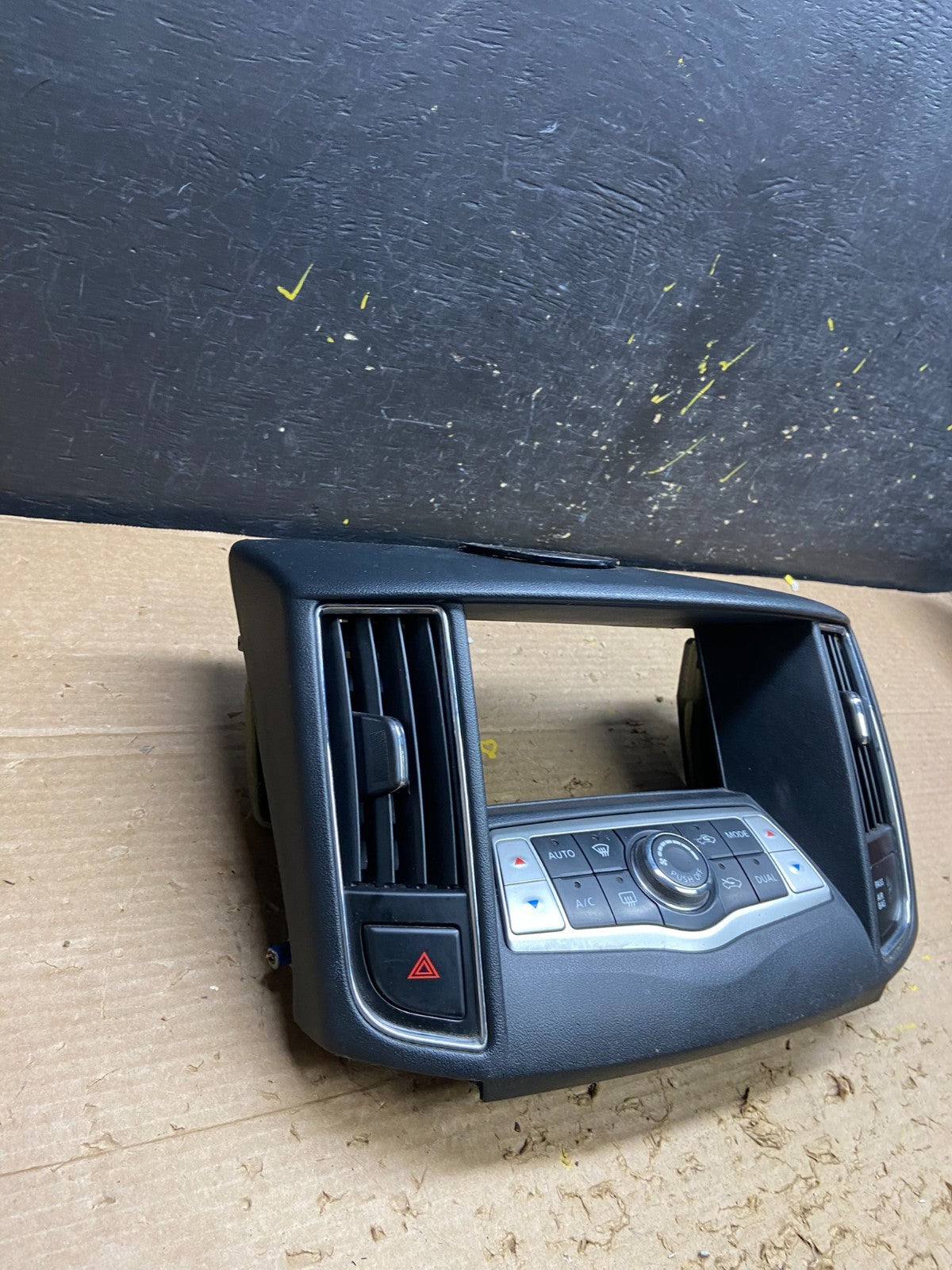 2009-2014 Nissan Maxima Center Console Climate Control Radio Bezel OEM W3455 DG2